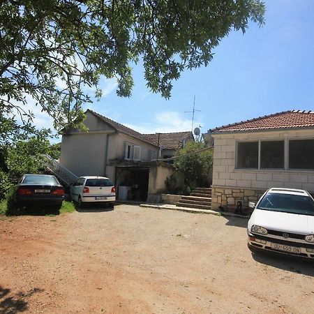 Rooms With A Parking Space Lumbarda, Korcula - 4436 Exterior photo